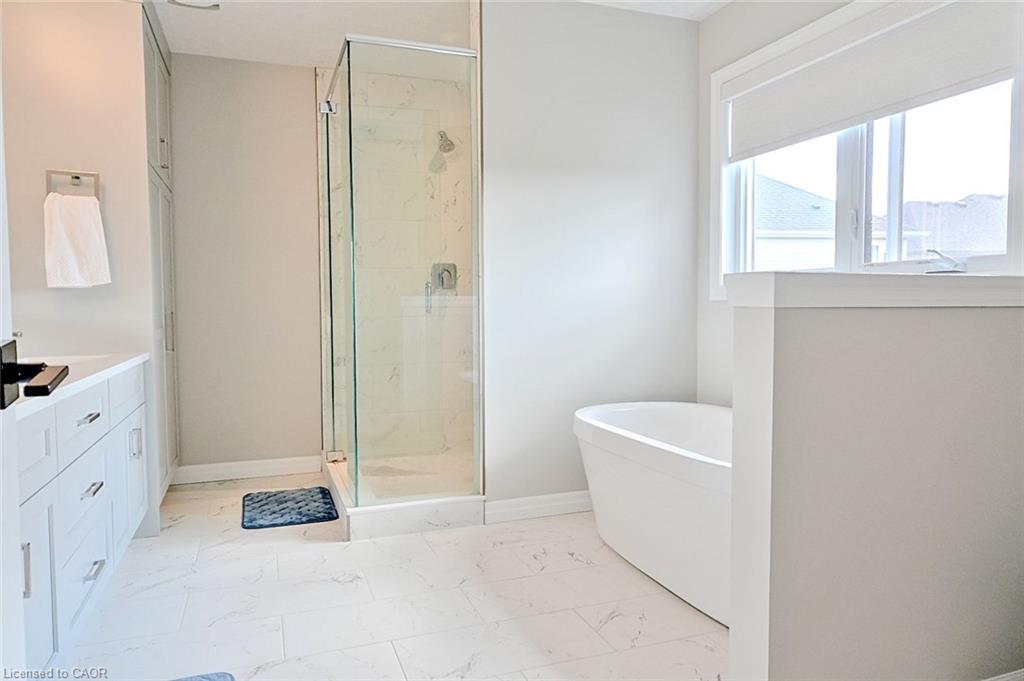 249 Ladyslipper Drive Property Photo 12