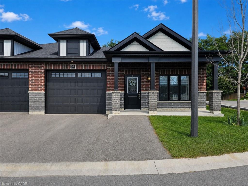 16 Brookfield Lane Property Photo 1