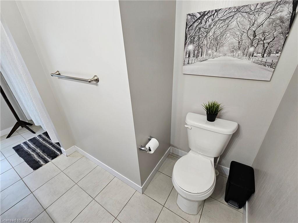 16 Brookfield Lane Property Photo 19