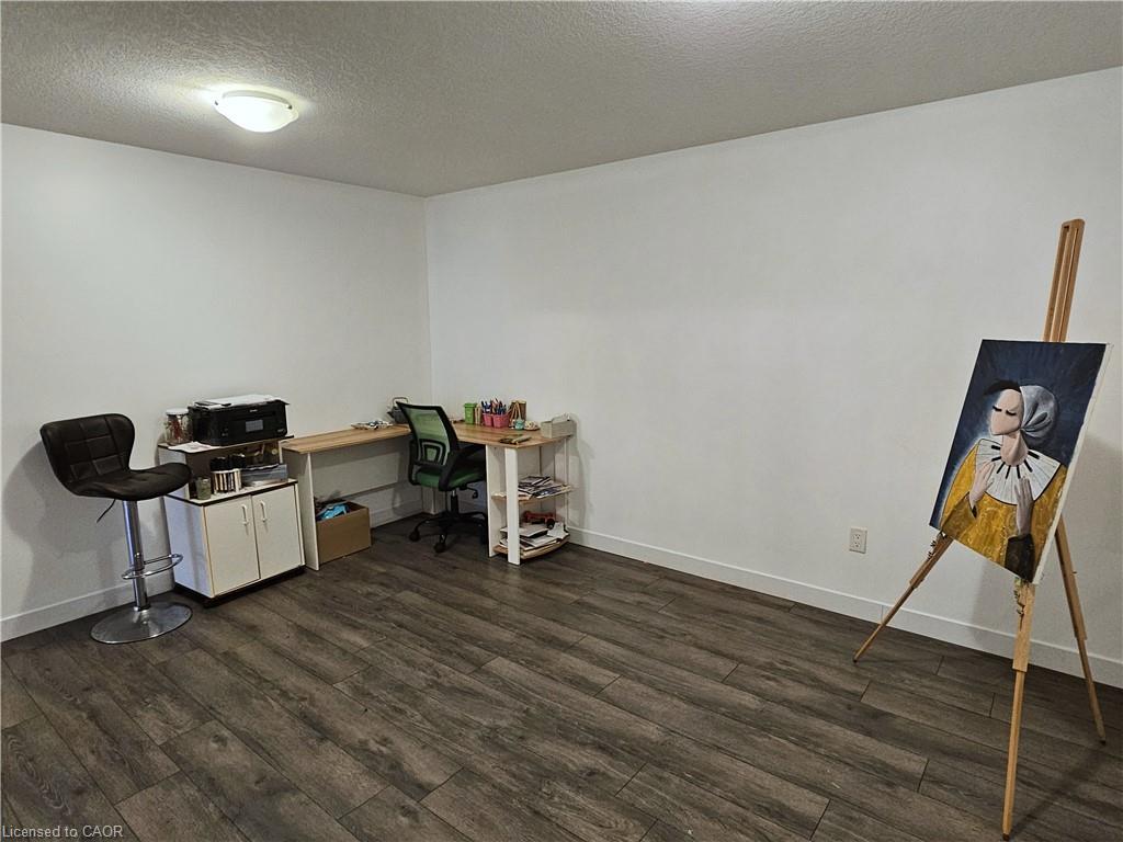 16 Brookfield Lane Property Photo 29