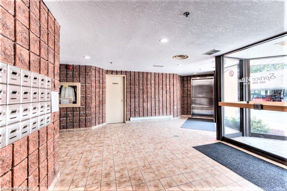 306-384 Erb Street W Property Photo 5