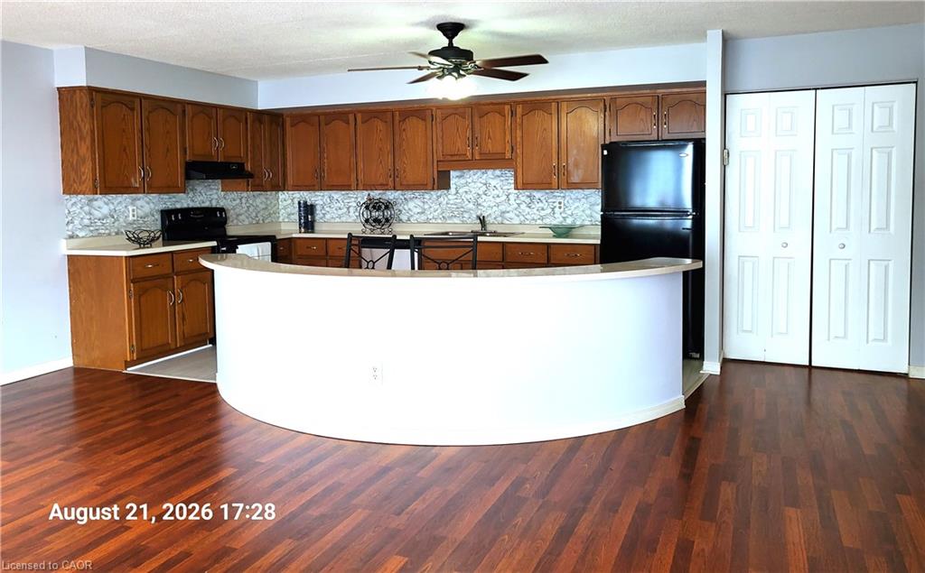 306-384 Erb Street W Property Photo 20