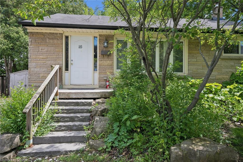 16 Beaucourt Place Property Photo 1