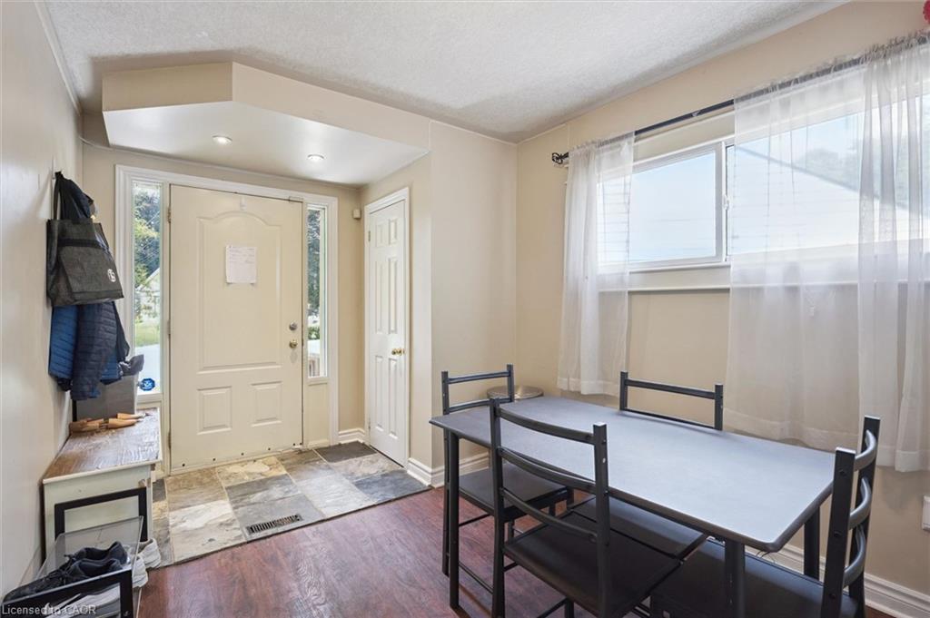 16 Beaucourt Place Property Photo 4