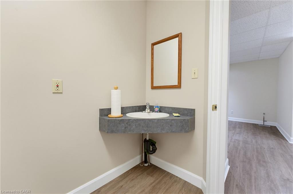 216b Main Street Property Photo 12