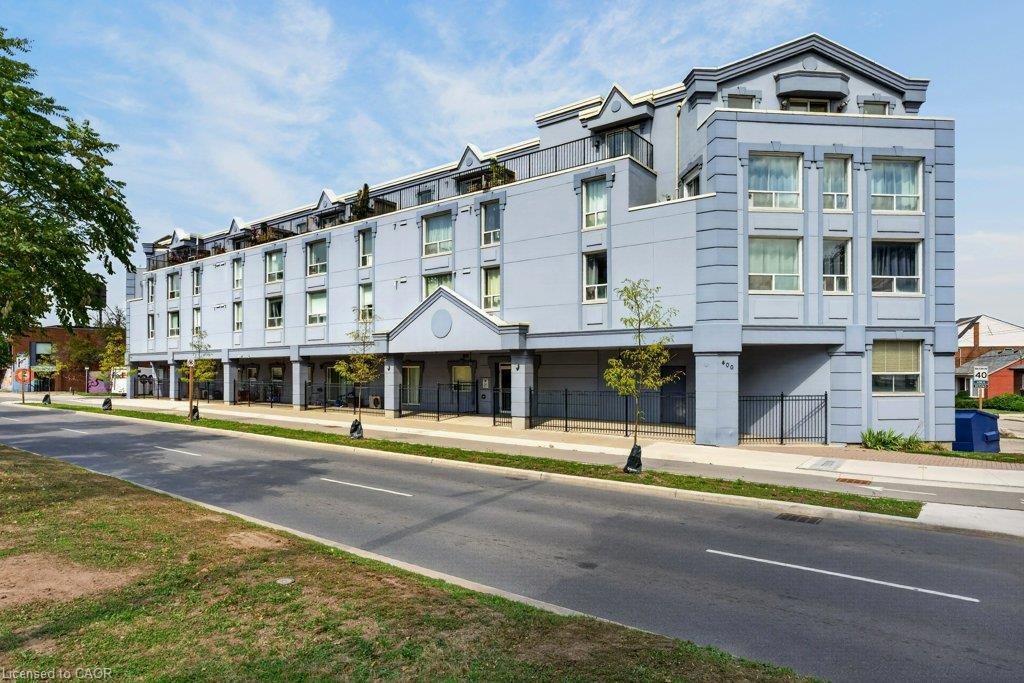 203-400 York Boulevard Property Photo 1