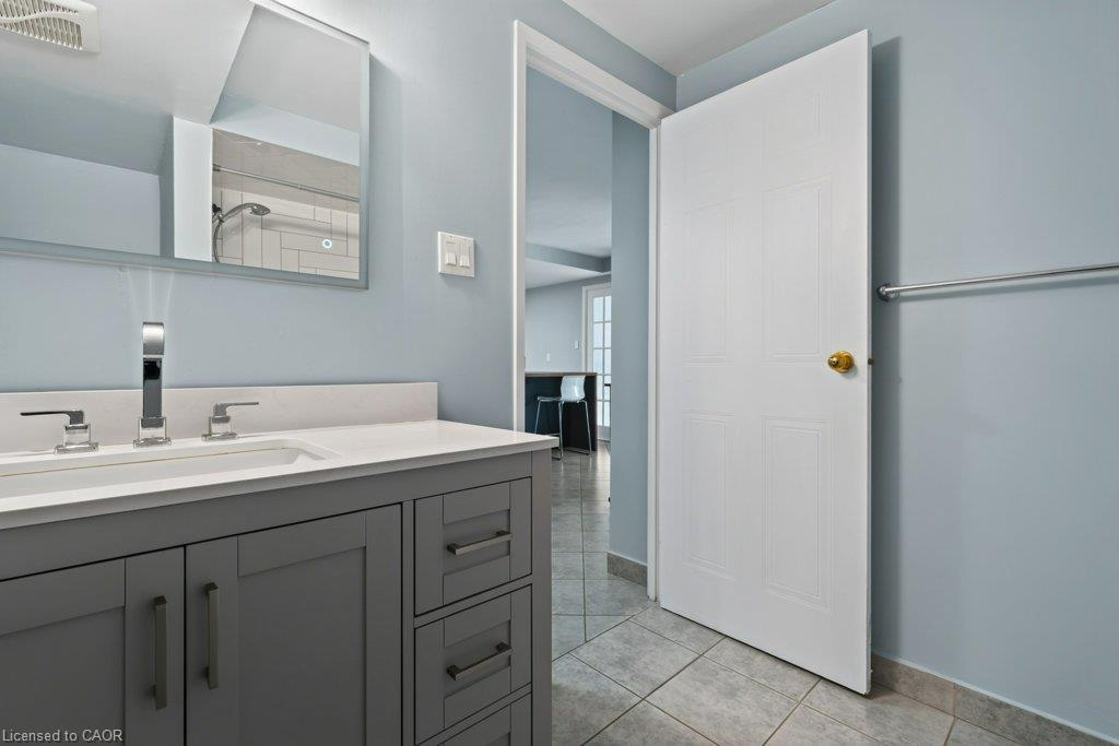 203-400 York Boulevard Property Photo 17