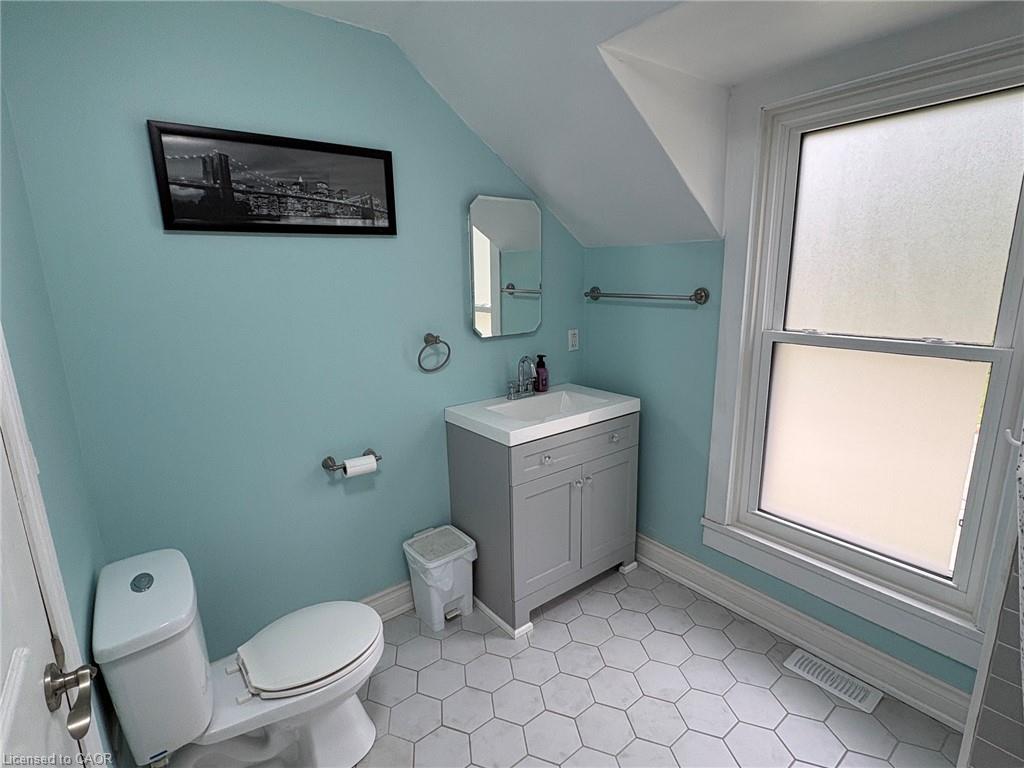155 Sherman Avenue Property Photo 13
