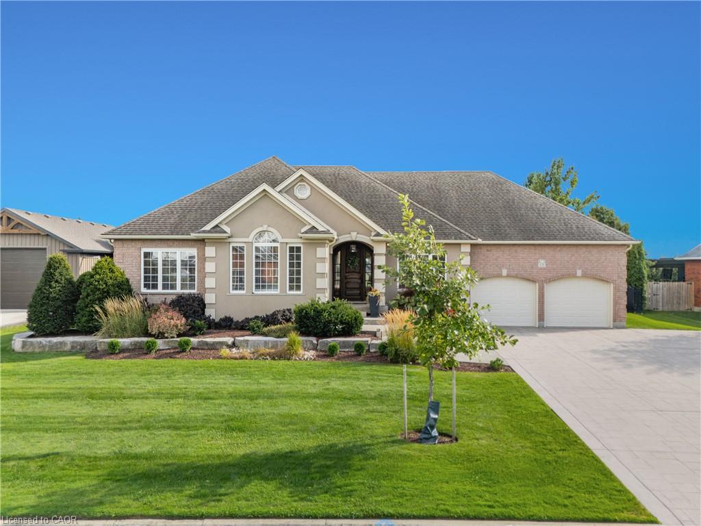 26 Weberlyn Crescent Property Photo 4