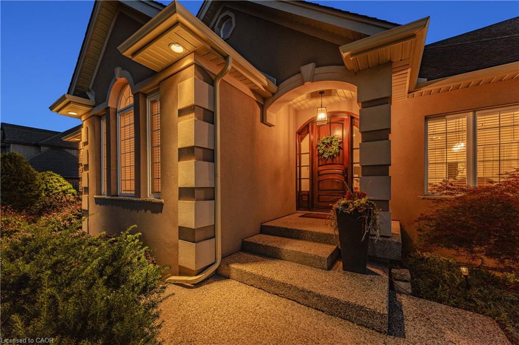 26 Weberlyn Crescent Property Photo 6
