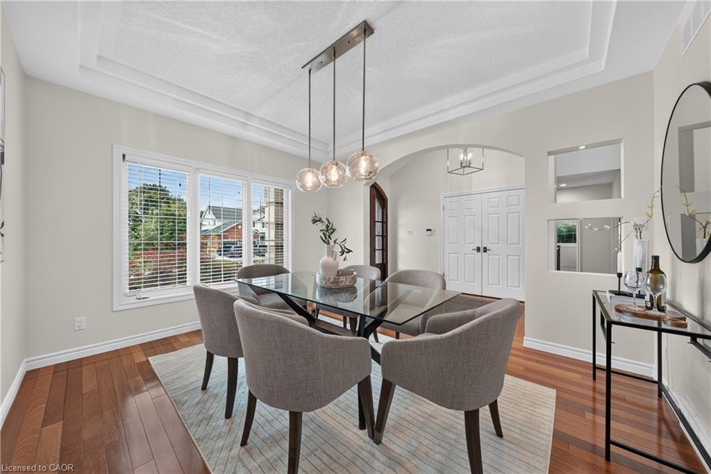 26 Weberlyn Crescent Property Photo 10