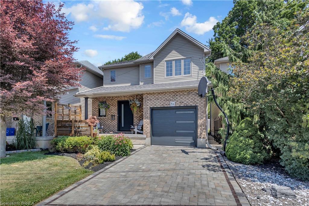 5A Grand River Avenue