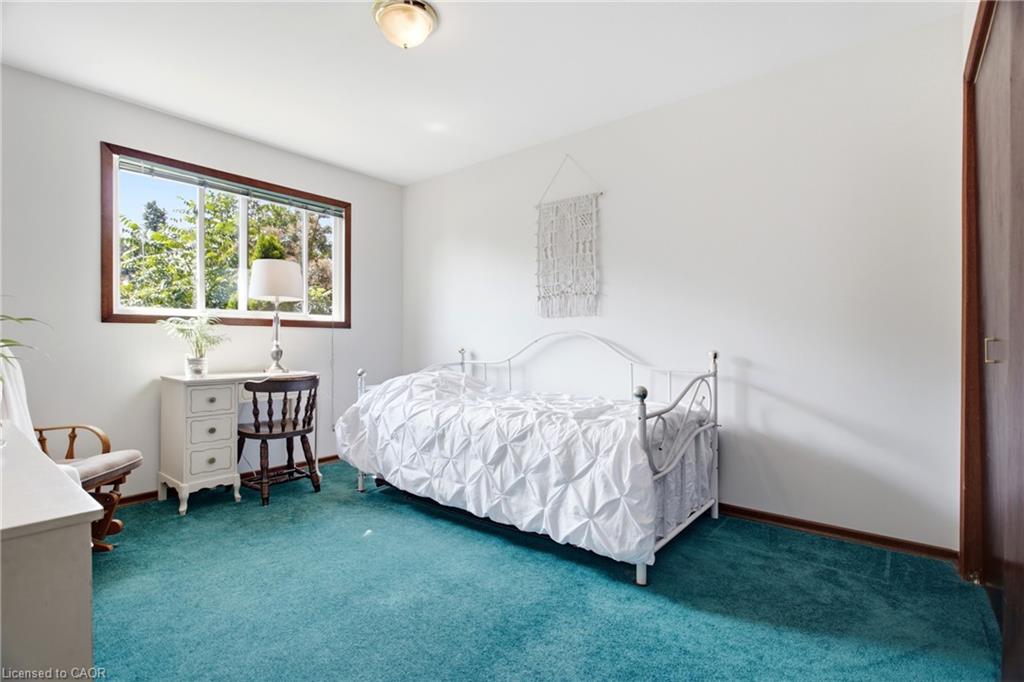 28 Alice Crescent Property Photo 17