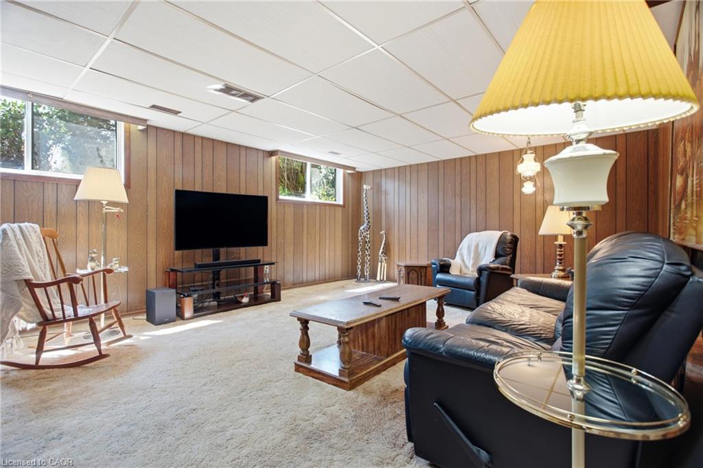 28 Alice Crescent Property Photo 19