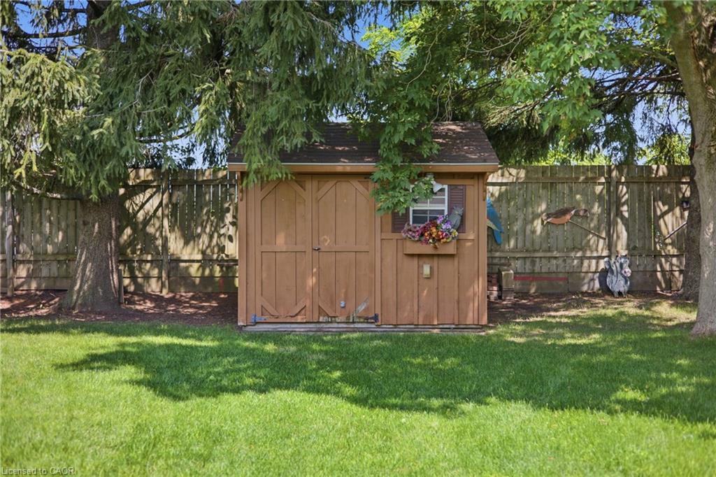 28 Alice Crescent Property Photo 29