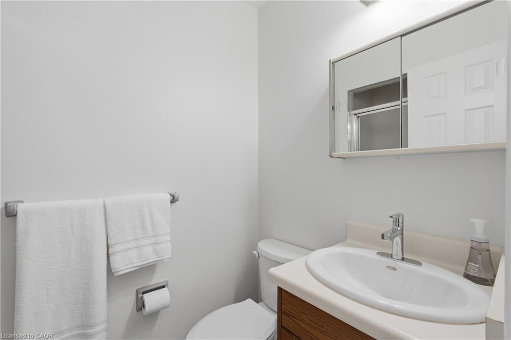 102 Trenholme Crescent Property Photo 20