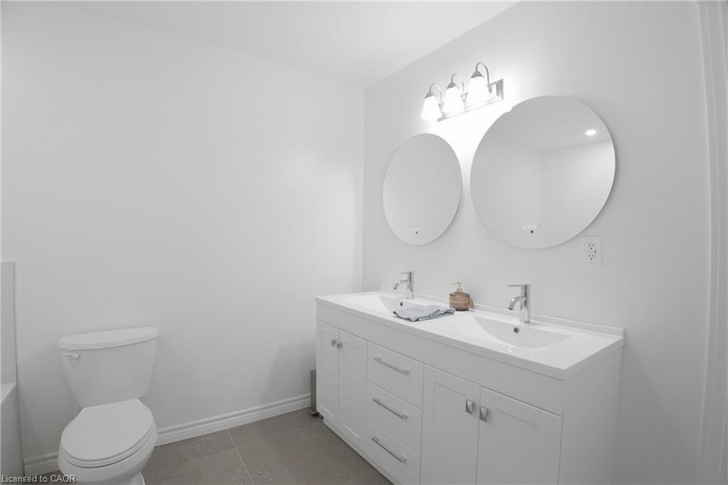 102 Trenholme Crescent Property Photo 24