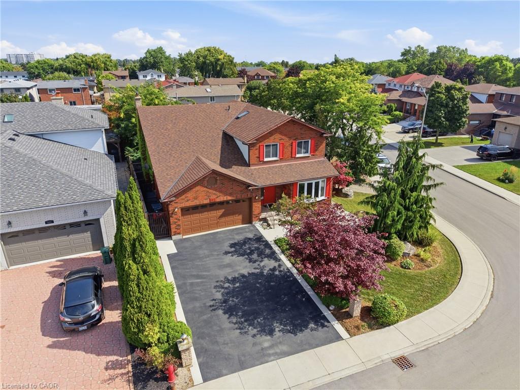 102 Trenholme Crescent Property Photo 46