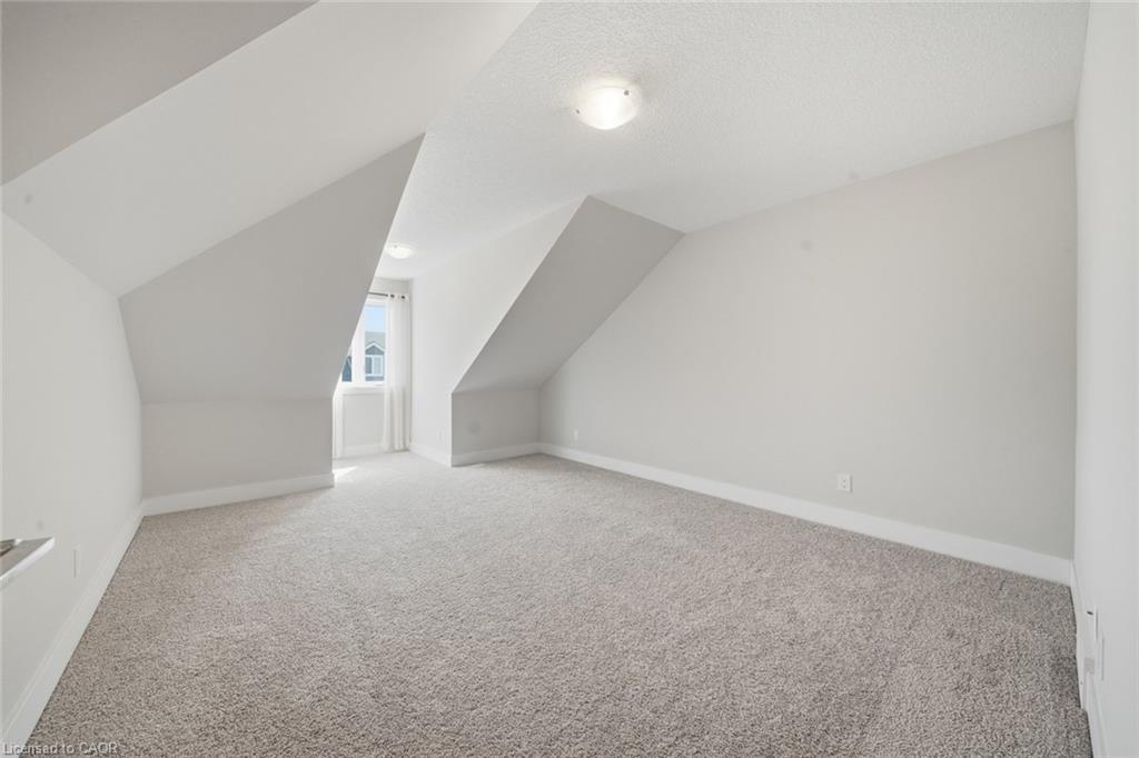 10-744 Nelson Street W Property Photo 26