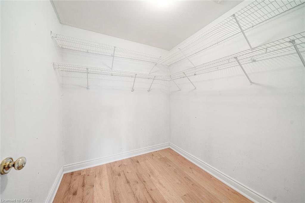 2081 Lynn Heights Drive Property Photo 25