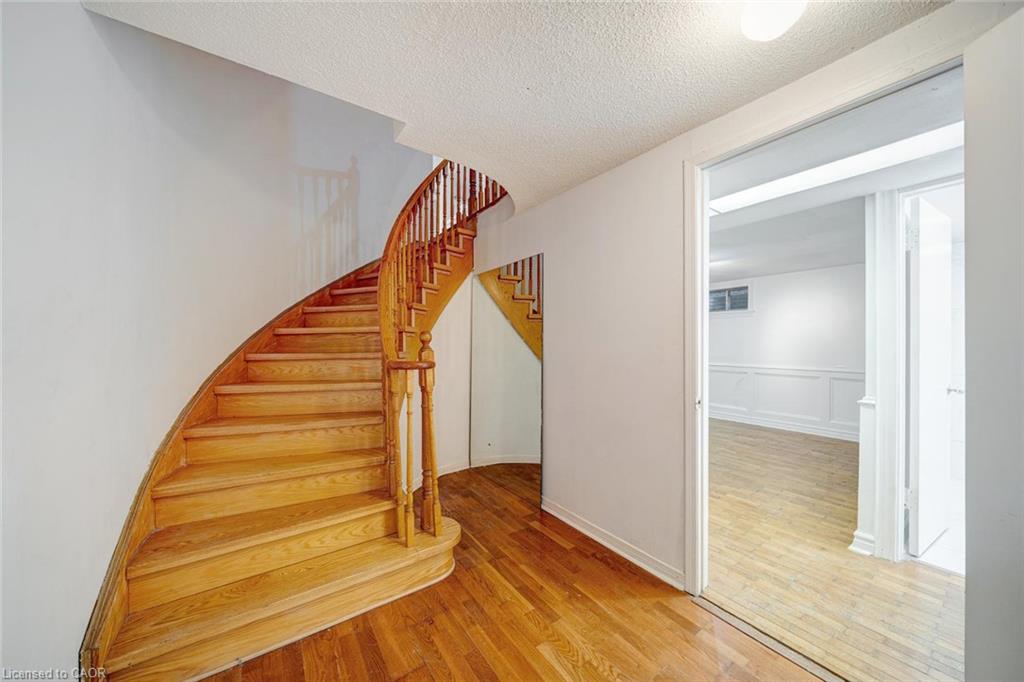 2081 Lynn Heights Drive Property Photo 34