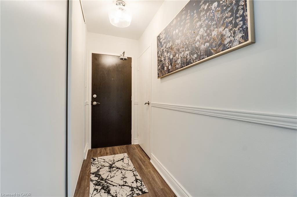 507-212 Kerr Street Property Photo 3