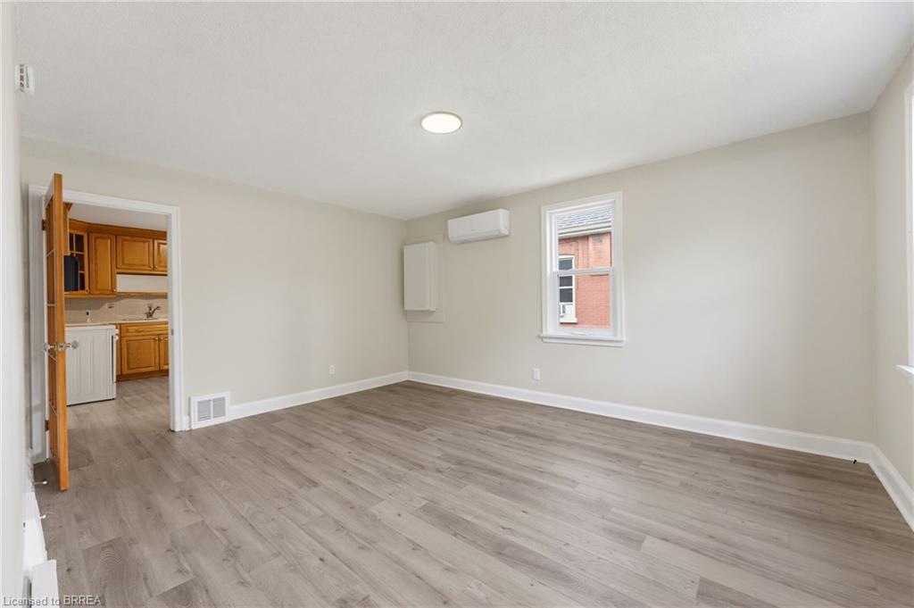 52 Burwell Street Property Photo 3
