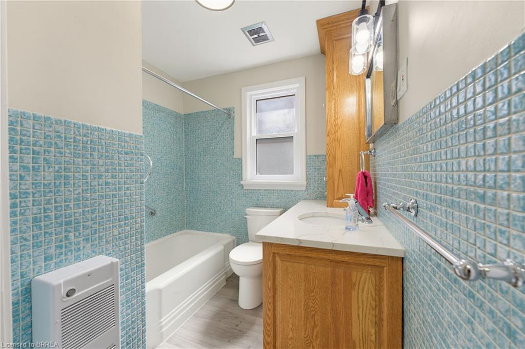52 Burwell Street Property Photo 9