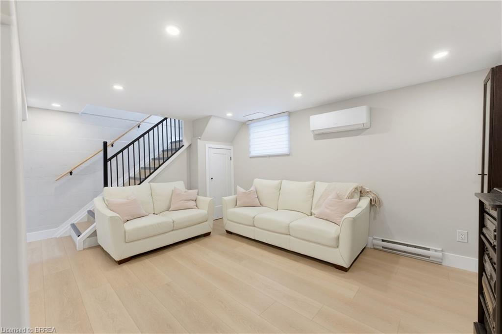 52 Burwell Street Property Photo 11