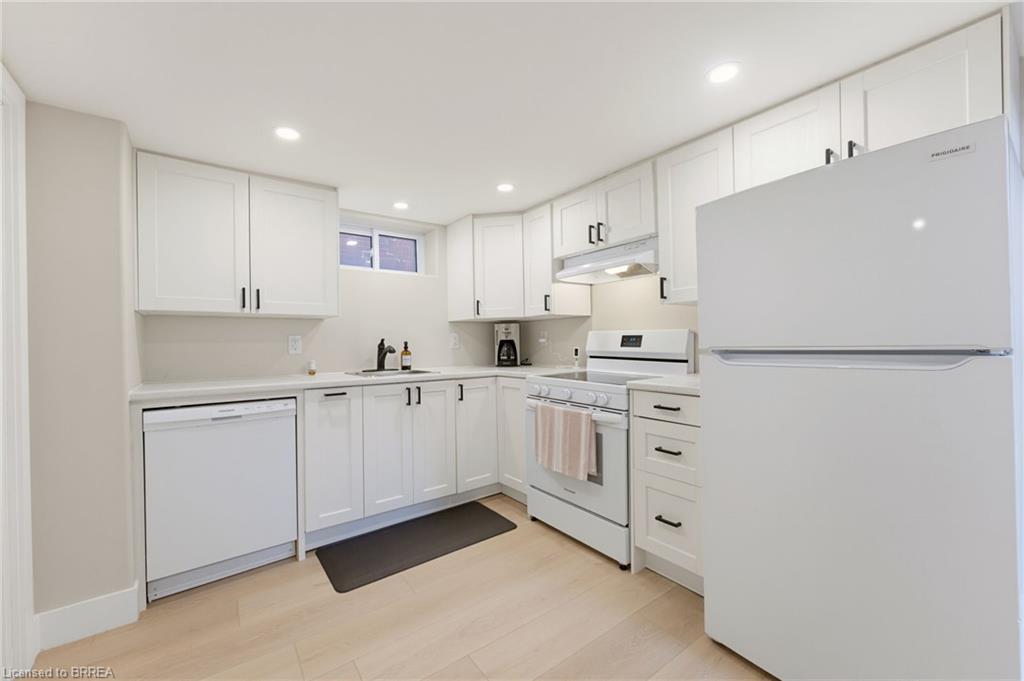 52 Burwell Street Property Photo 13