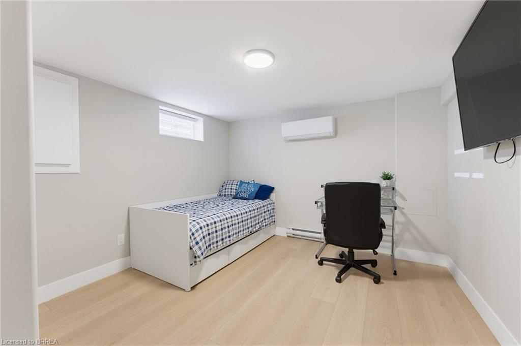 52 Burwell Street Property Photo 15