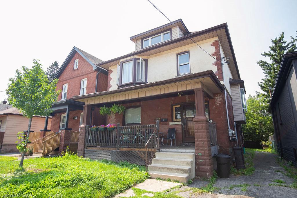 3-133 Park Row N Property Photo 1