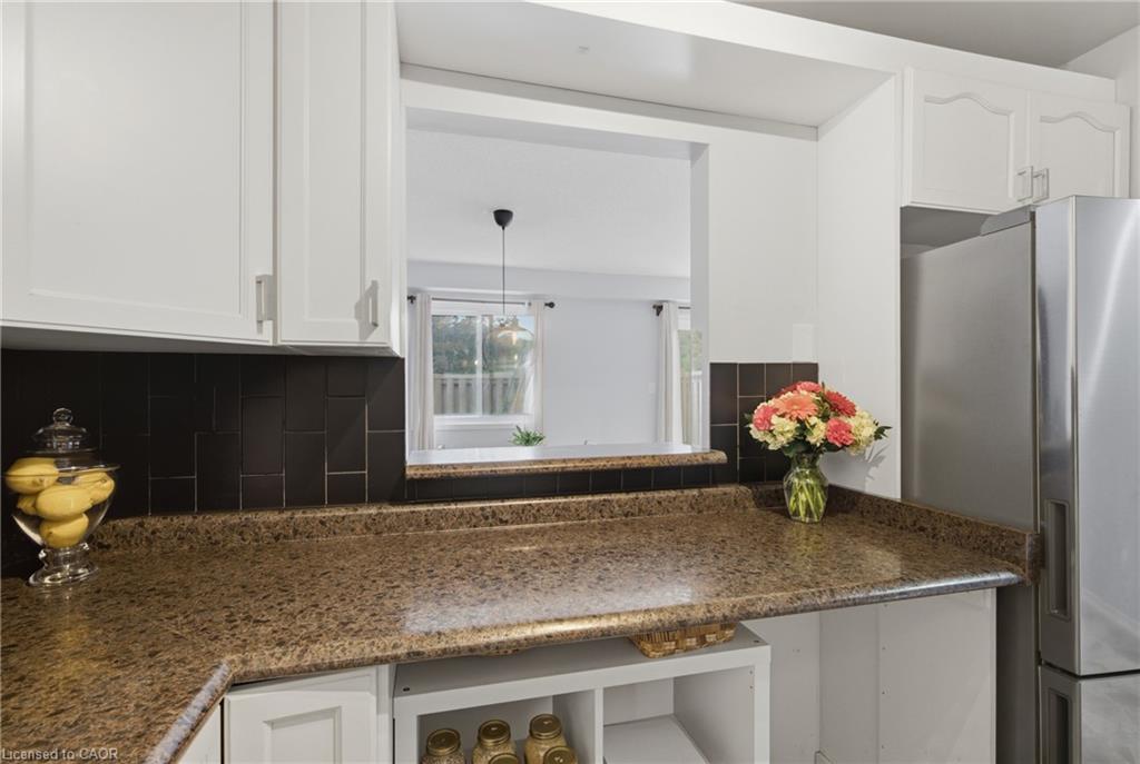 46-386 Highland Road W Property Photo 10