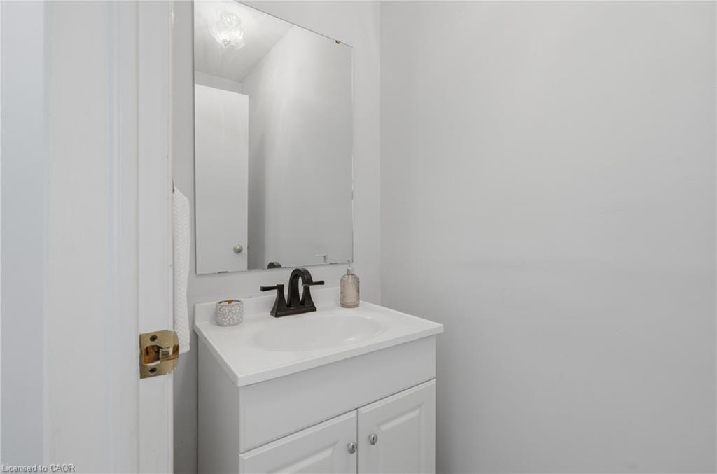 46-386 Highland Road W Property Photo 14