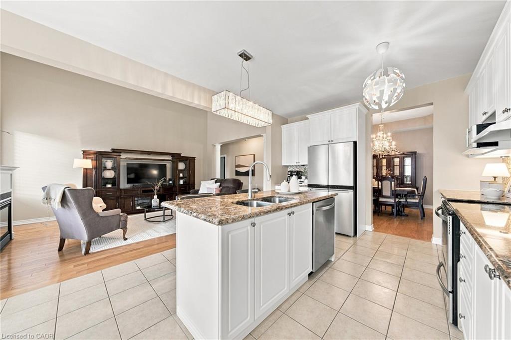 8971 Tristar Crescent Property Photo 7