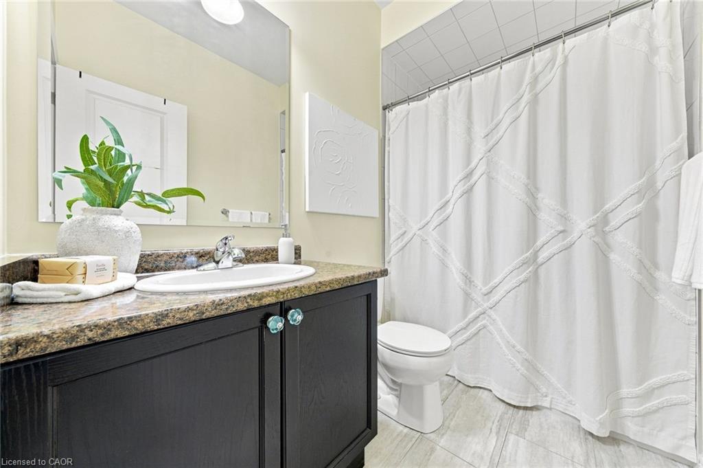 8971 Tristar Crescent Property Photo 25