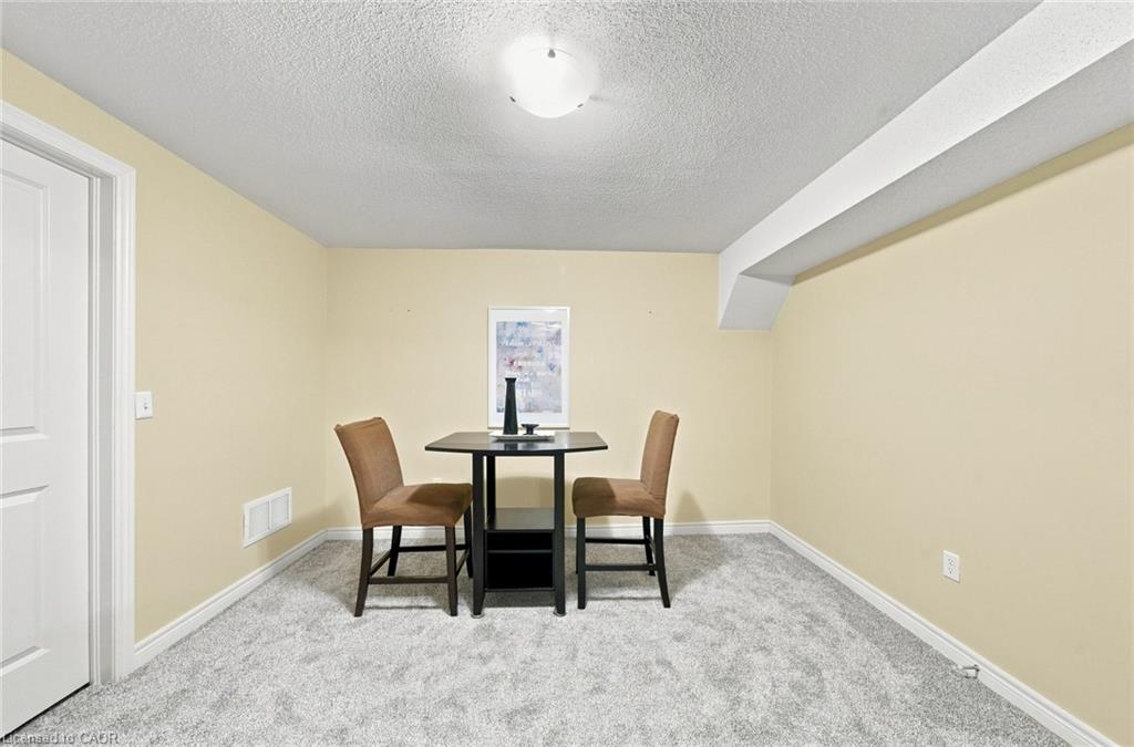 8971 Tristar Crescent Property Photo 32