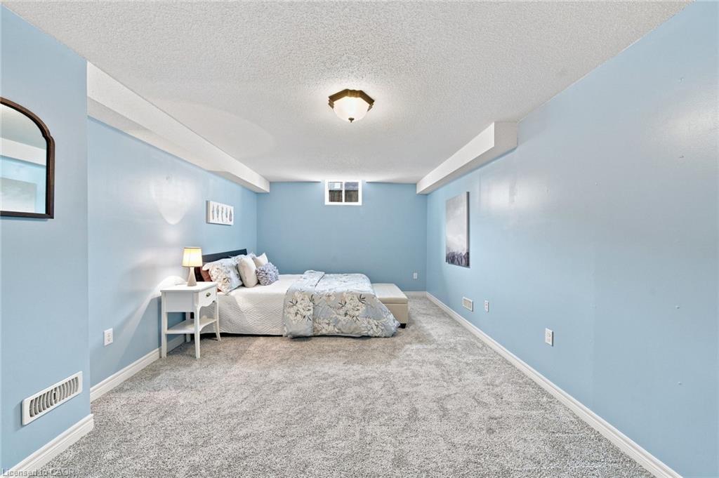 8971 Tristar Crescent Property Photo 36