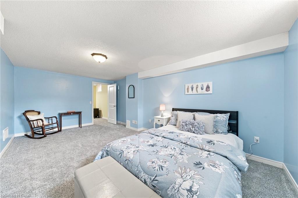 8971 Tristar Crescent Property Photo 37