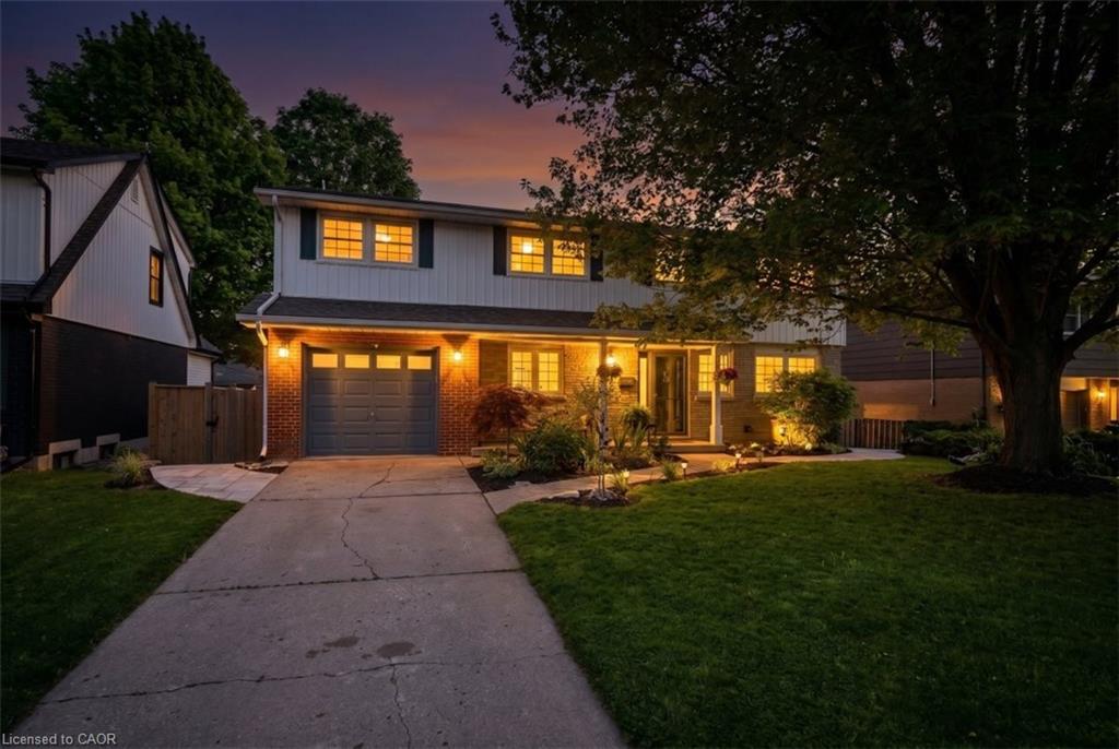 17 Highland Crescent Property Photo 2
