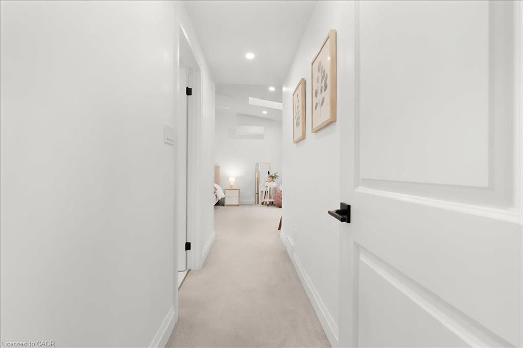 17 Highland Crescent Property Photo 15