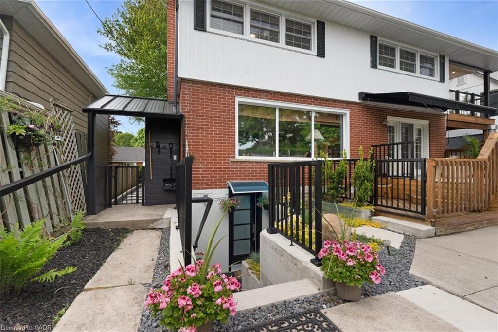 17 Highland Crescent Property Photo 40