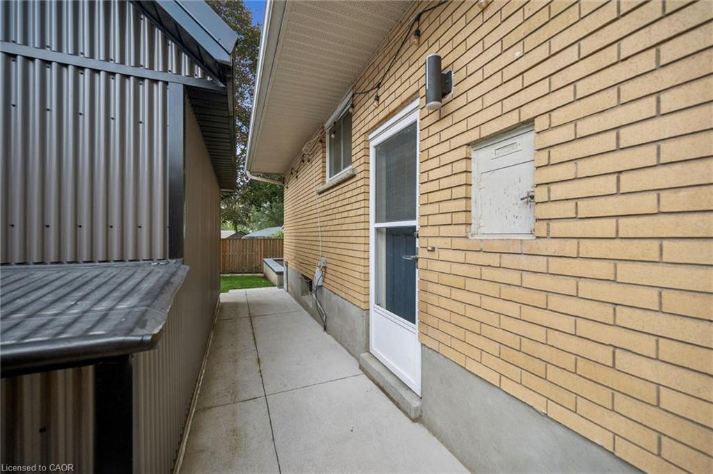 223 Carter Avenue Property Photo 29