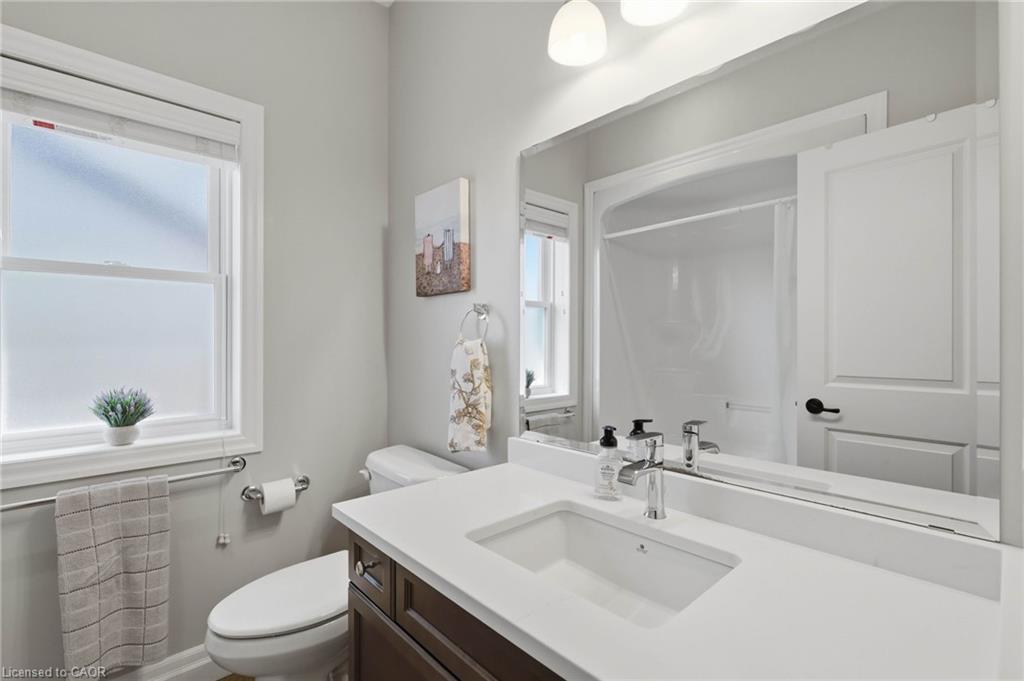 22 Amanda Avenue Property Photo 18