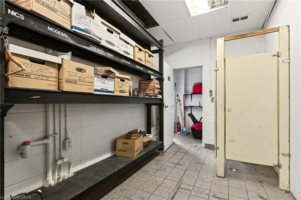 1020 Upper Wellington Street Property Photo 8