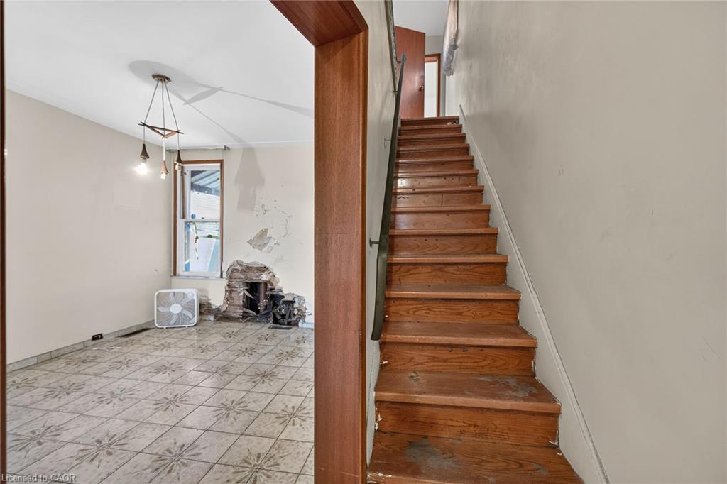 15 Kinrade Avenue Property Photo 7