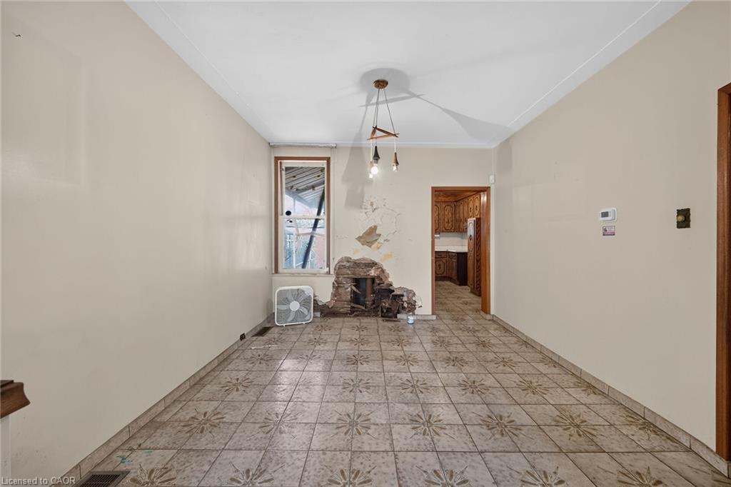 15 Kinrade Avenue Property Photo 9