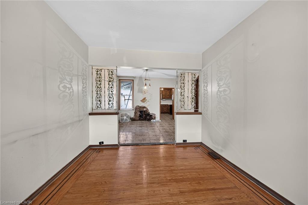 15 Kinrade Avenue Property Photo 12