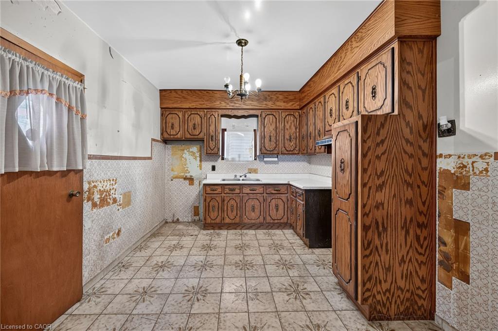 15 Kinrade Avenue Property Photo 13