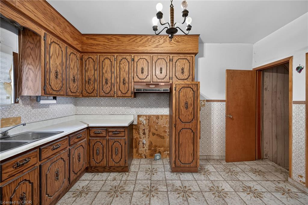 15 Kinrade Avenue Property Photo 15